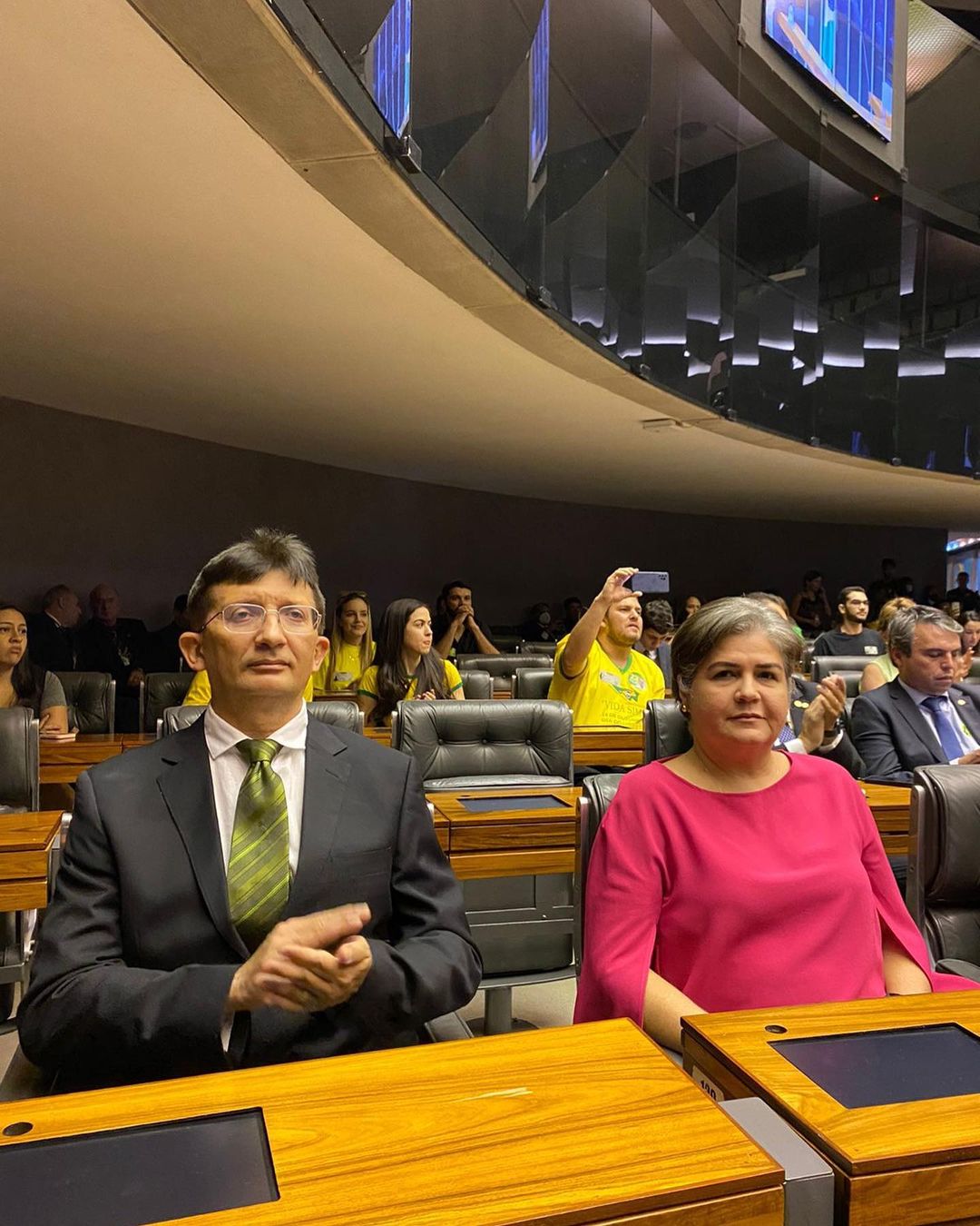Diretores do Sindicato dos Médicos do Estado do Piauí, Dra. Lucia Santos e Dr. José Almeida, estiveram no Congresso Nacional em Brasília-DF