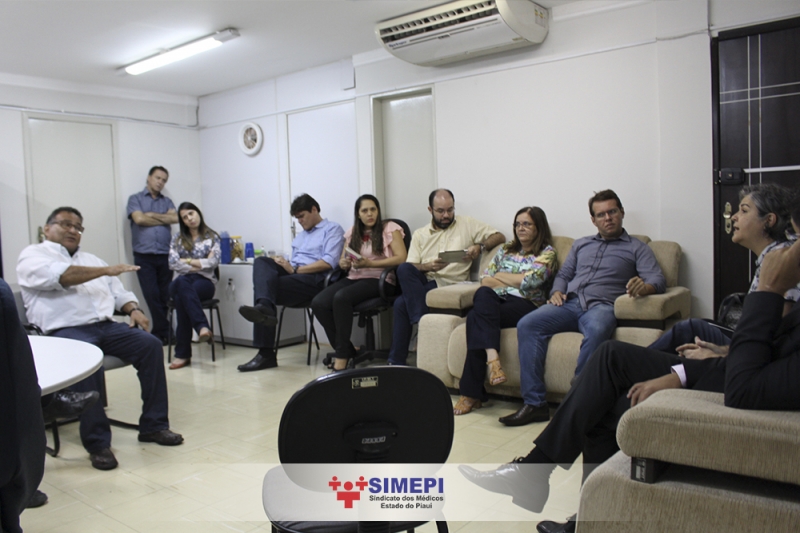 SIMEPI se reúne com o IPMT para negociar reivindicações dos médicos