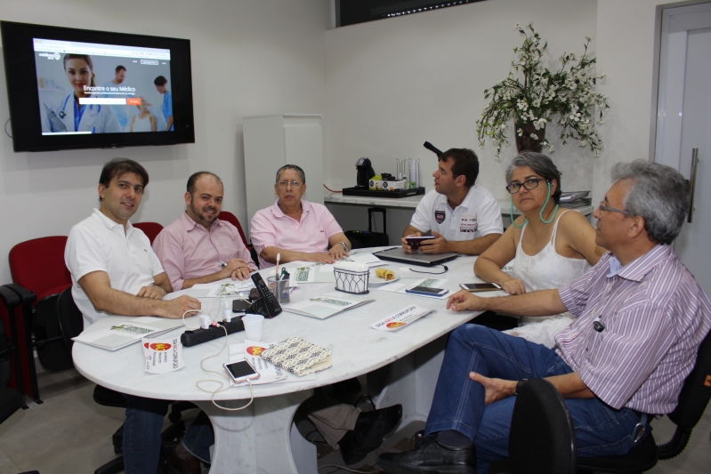 Diretoria do SIMEPI se reúne para discutir ações e projetos, como o Médicos Piauí.com.br