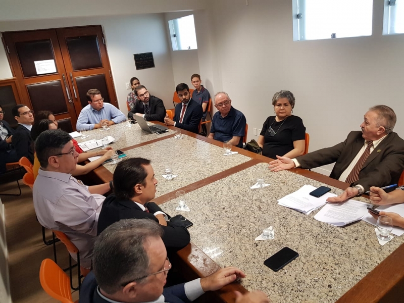 SIMEPI participa de audiência no TJ-PI sobre as condições de trabalho dos médicos do Estado