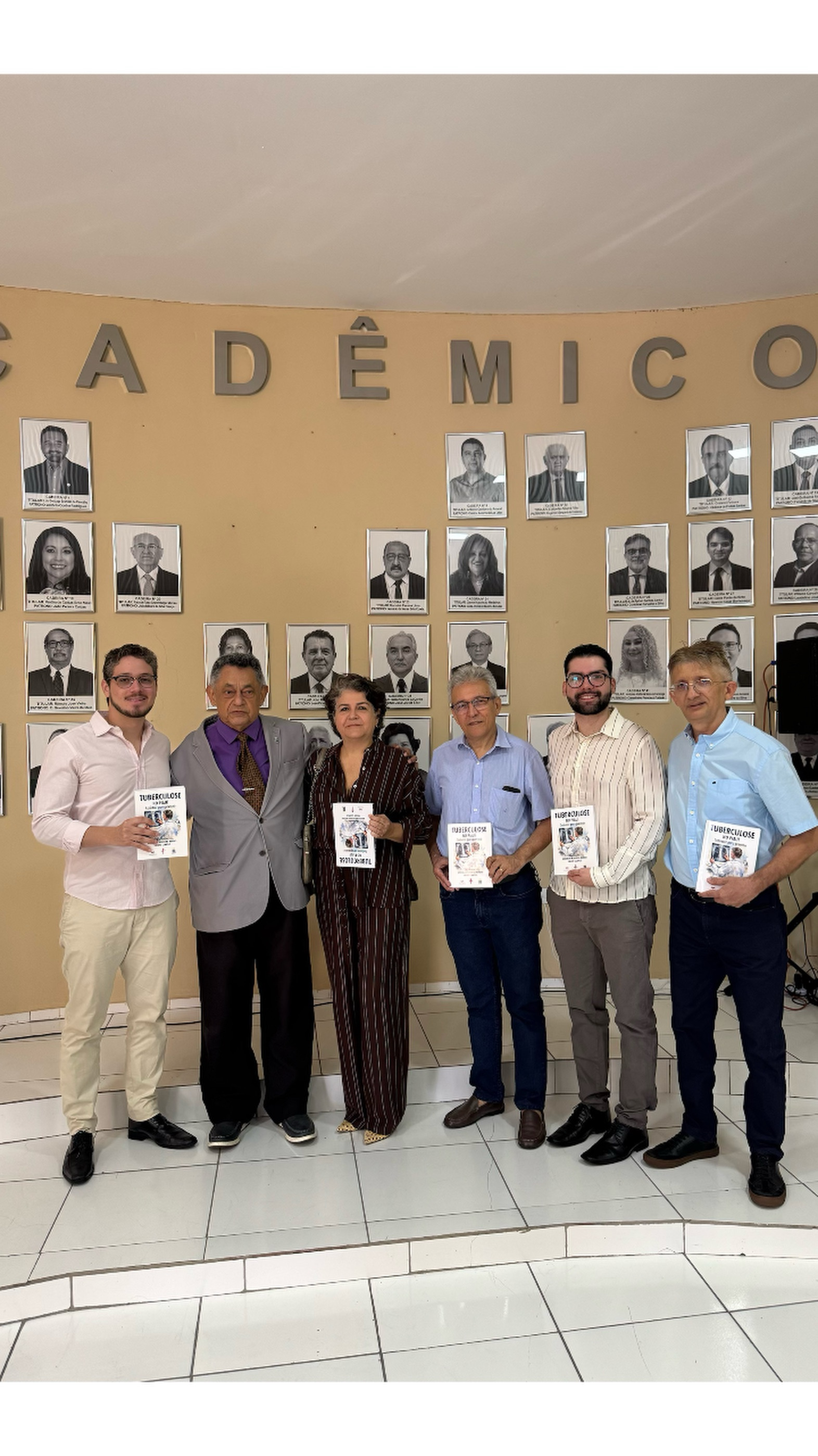 SIMEPI apoia lançamento de livro sobre tuberculose no Piauí
