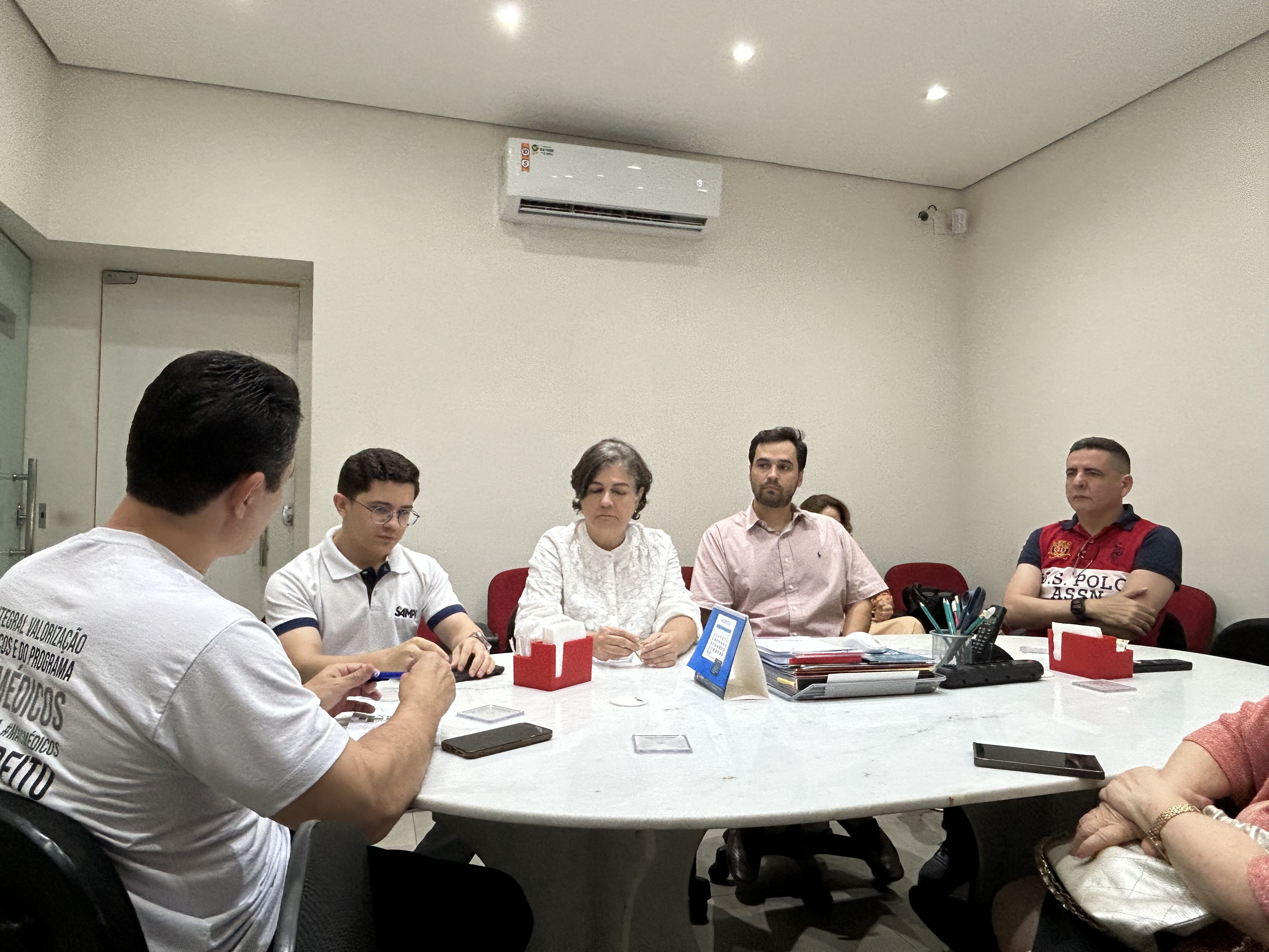 SIMEPI e FENAM promovem diálogo com estudantes do curso de Medicina